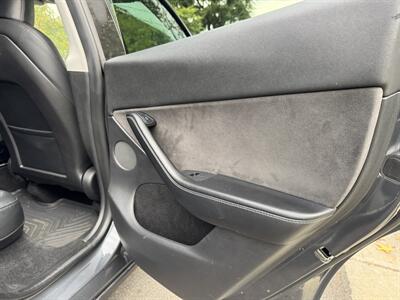 2023 Tesla Model Y Long Range   - Photo 54 - Studio City, CA 91604