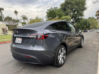 2023 Tesla Model Y Long Range   - Photo 24 - Studio City, CA 91604