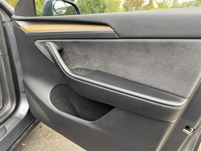 2023 Tesla Model Y Long Range   - Photo 58 - Studio City, CA 91604