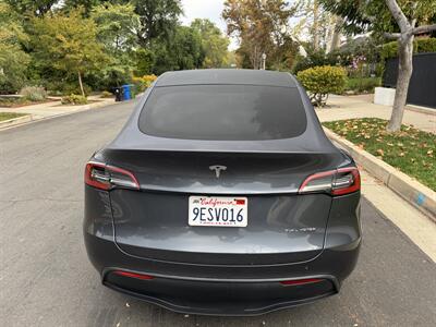2023 Tesla Model Y Long Range   - Photo 21 - Studio City, CA 91604