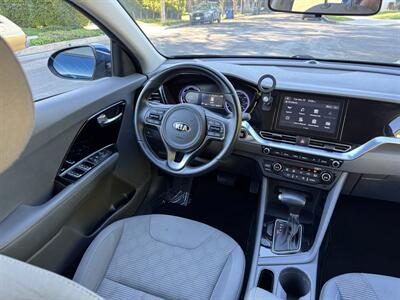 2020 Kia Niro LX - Photo 26 - Studio City, CA 91604