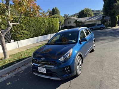 2020 Kia Niro LX - Photo 5 - Studio City, CA 91604