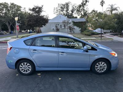 2012 Toyota Prius Plug-in Hybrid   - Photo 8 - Studio City, CA 91604