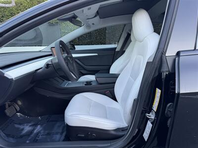 2021 Tesla Model 3 Long Range   - Photo 27 - Studio City, CA 91604