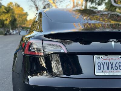 2021 Tesla Model 3 Long Range   - Photo 17 - Studio City, CA 91604