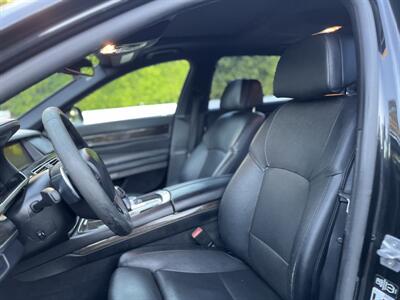 2015 BMW 740Li   - Photo 24 - Studio City, CA 91604