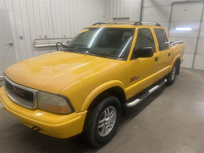 2003 GMC Sonoma SLS 4dr Crew Cab SLS   - Photo 2 - Monticello, IN 47960