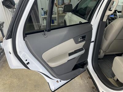 2011 Ford Edge SEL   - Photo 7 - Monticello, IN 47960