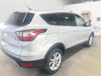 2017 Ford Escape SE - Photo 4 - Monticello, IN 47960