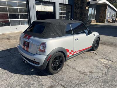 2013 MINI Cooper S Cooper S - Photo 4 - Monticello, IN 47960