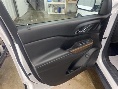 2018 GMC Acadia SLE-2   - Photo 5 - Monticello, IN 47960