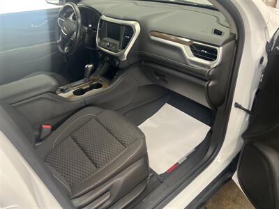 2018 GMC Acadia SLE-2   - Photo 12 - Monticello, IN 47960