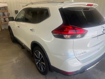 2017 Nissan Rogue SL   - Photo 3 - Monticello, IN 47960