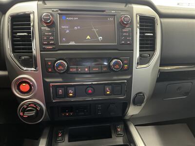 2017 Nissan Titan XD Platinum Reserve   - Photo 11 - Monticello, IN 47960