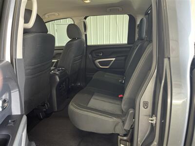 2017 Nissan Titan XD Platinum Reserve   - Photo 6 - Monticello, IN 47960