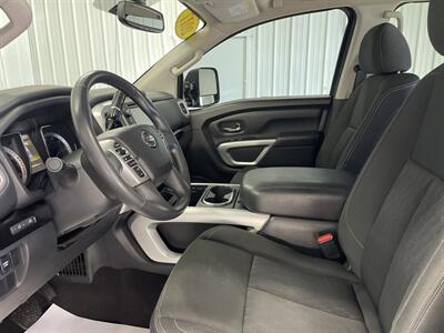 2017 Nissan Titan XD Platinum Reserve   - Photo 5 - Monticello, IN 47960