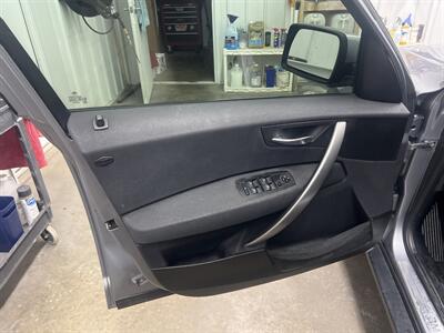 2005 BMW X3 2.5i   - Photo 5 - Monticello, IN 47960