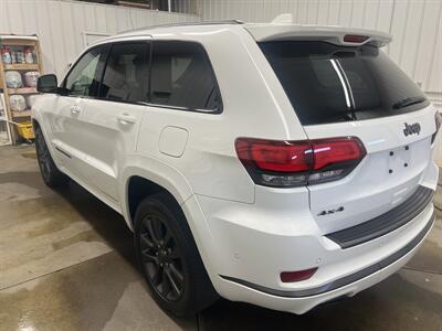 2019 Jeep Grand Cherokee Overland   - Photo 3 - Monticello, IN 47960