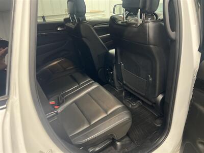 2019 Jeep Grand Cherokee Overland   - Photo 10 - Monticello, IN 47960