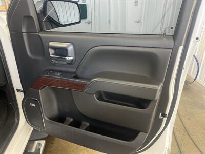 2015 GMC Sierra 1500 SLT   - Photo 11 - Monticello, IN 47960