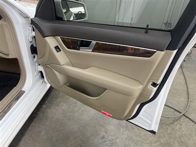 2013 Mercedes-Benz C 300 Sport 4MATIC   - Photo 11 - Monticello, IN 47960