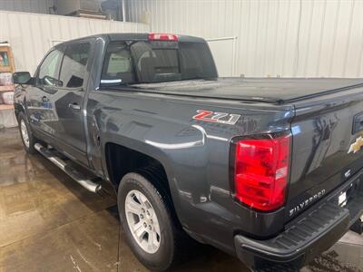 2017 Chevrolet Silverado 1500 LT   - Photo 3 - Monticello, IN 47960