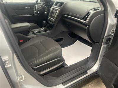 2015 GMC Acadia SLE-1   - Photo 12 - Monticello, IN 47960