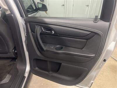 2015 GMC Acadia SLE-1   - Photo 9 - Monticello, IN 47960