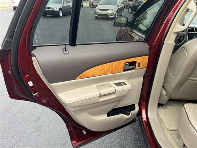2014 Lincoln MKX   - Photo 7 - Monticello, IN 47960