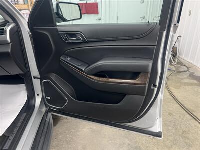2017 Chevrolet Tahoe LT   - Photo 11 - Monticello, IN 47960