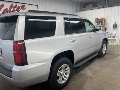 2017 Chevrolet Tahoe LT   - Photo 4 - Monticello, IN 47960