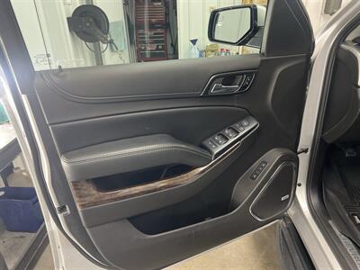 2017 Chevrolet Tahoe LT   - Photo 5 - Monticello, IN 47960