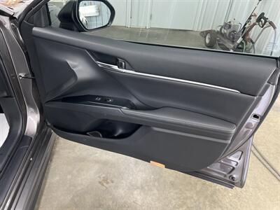 2020 Toyota Camry XSE   - Photo 11 - Monticello, IN 47960