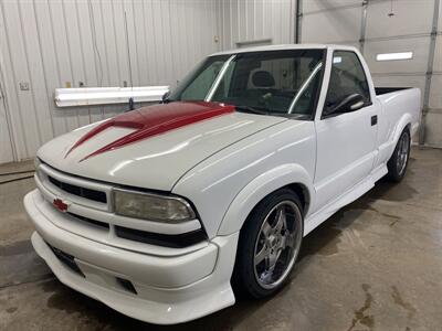 1997 Chevrolet S-10 LS   - Photo 2 - Monticello, IN 47960