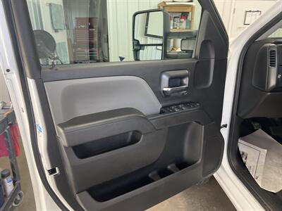 2019 Chevrolet Silverado 2500 Work Truck   - Photo 5 - Monticello, IN 47960