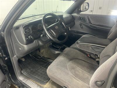 1997 Dodge Dakota 2dr - Photo 6 - Monticello, IN 47960