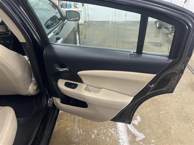 2013 Chrysler 200 Limited - Photo 9 - Monticello, IN 47960