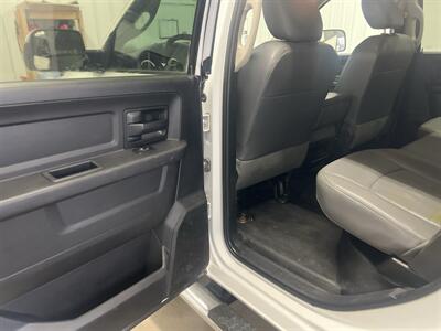 2016 RAM 3500 Tradesman 4x4   - Photo 6 - Monticello, IN 47960