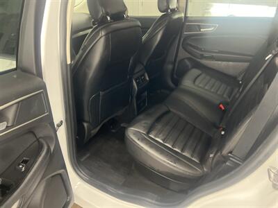2019 Ford Edge SEL   - Photo 8 - Monticello, IN 47960