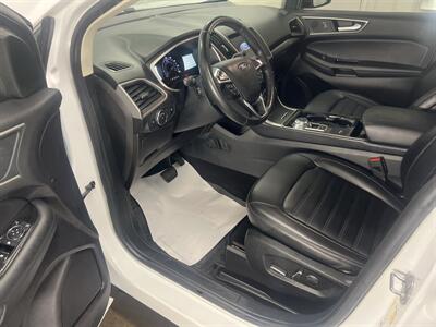 2019 Ford Edge SEL   - Photo 6 - Monticello, IN 47960