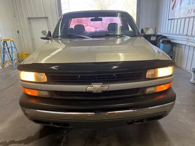 1999 Chevrolet Silverado 1500 LS   - Photo 2 - Monticello, IN 47960