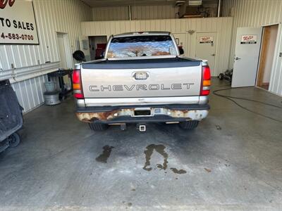 1999 Chevrolet Silverado 1500 LS   - Photo 5 - Monticello, IN 47960