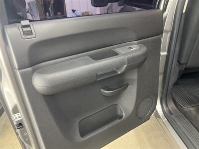 2012 Chevrolet Silverado 1500 LS   - Photo 7 - Monticello, IN 47960