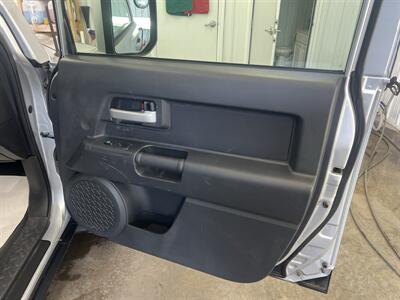 2007 Toyota FJ Cruiser - Photo 9 - Monticello, IN 47960