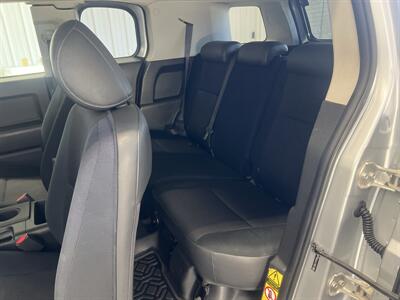 2007 Toyota FJ Cruiser - Photo 8 - Monticello, IN 47960