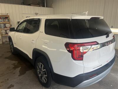 2020 GMC Acadia SLE   - Photo 3 - Monticello, IN 47960