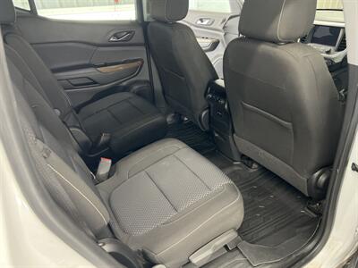 2020 GMC Acadia SLE   - Photo 10 - Monticello, IN 47960