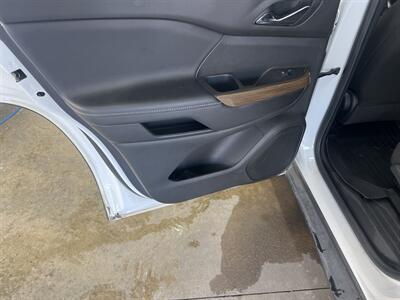 2020 GMC Acadia SLE   - Photo 7 - Monticello, IN 47960