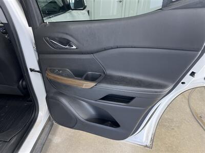 2020 GMC Acadia SLE   - Photo 9 - Monticello, IN 47960
