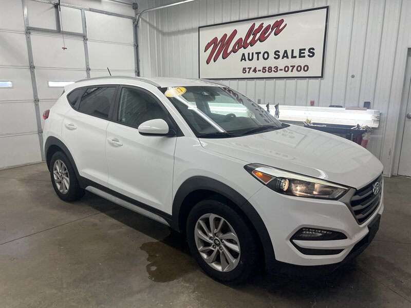 2017 Hyundai TUCSON SE - Photo 1 - Monticello, IN 47960